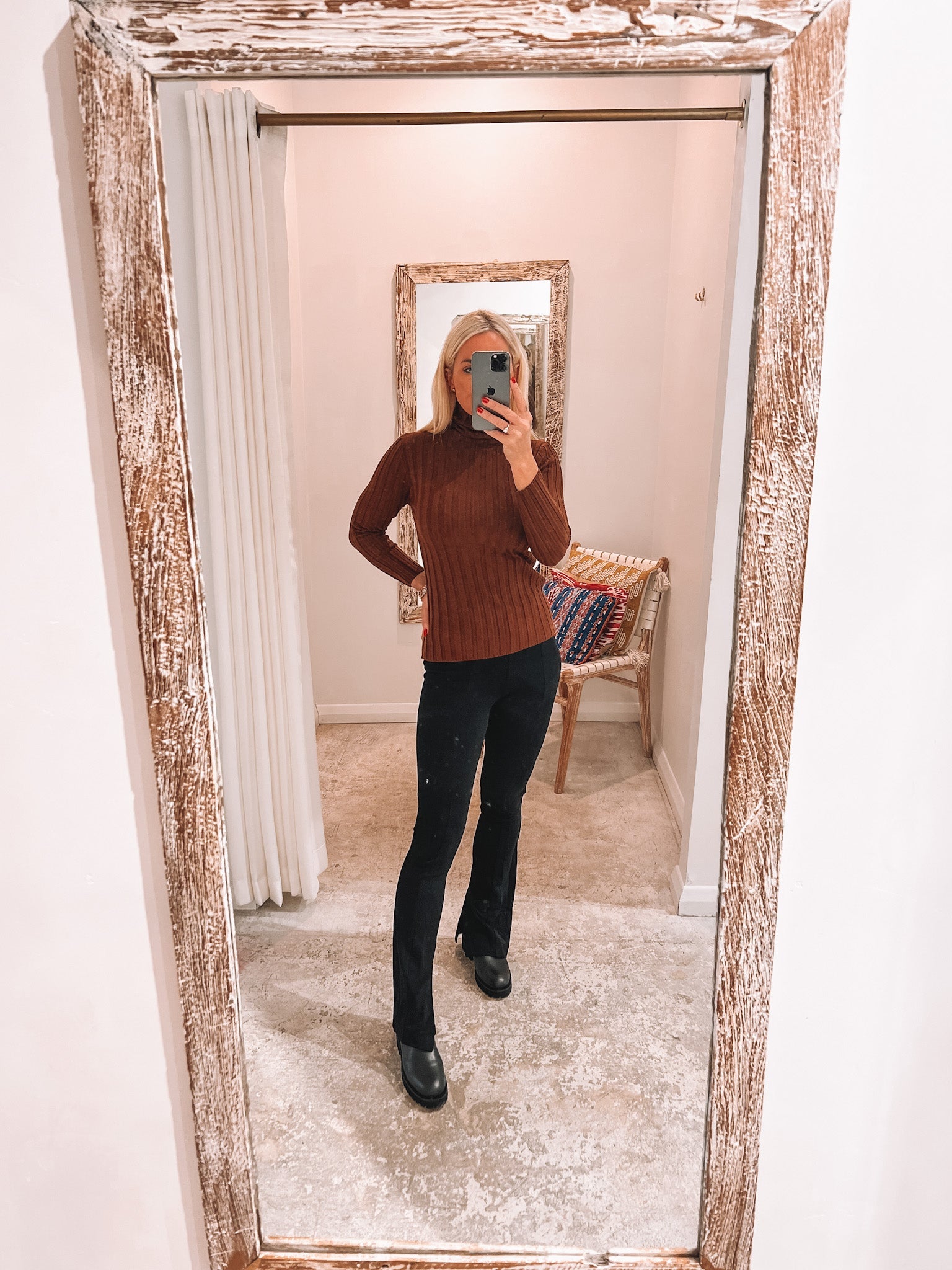 Four Seasons Ribbed Knit Chocolate - Tosca & Salome