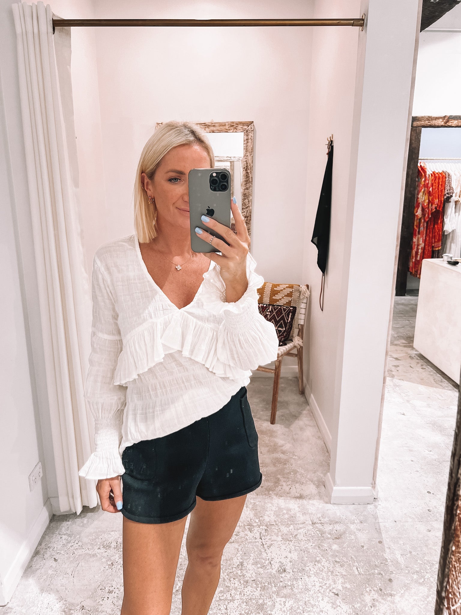 V Neck Valencia - Tosca & Salome